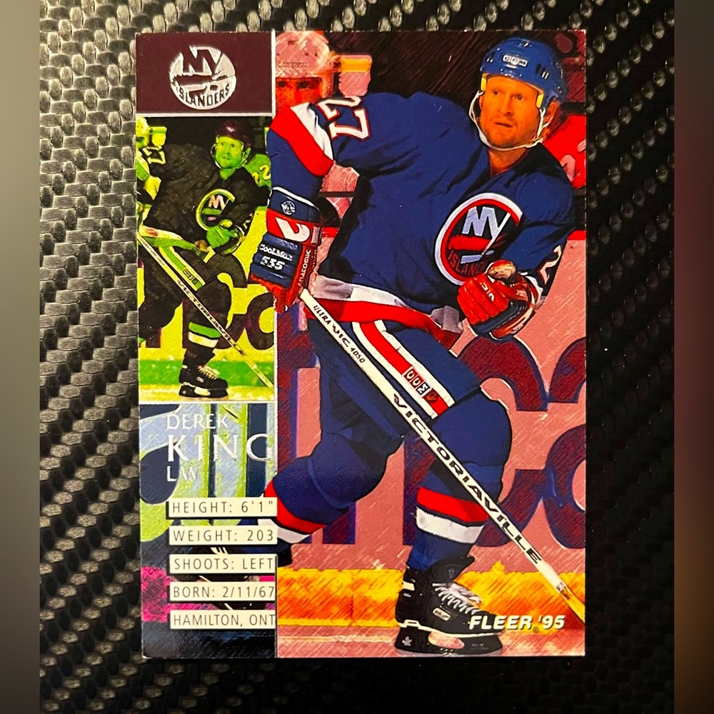 Derek King New York Islanders 1995 Fleer #123 NHL Hockey Card VINTAGE